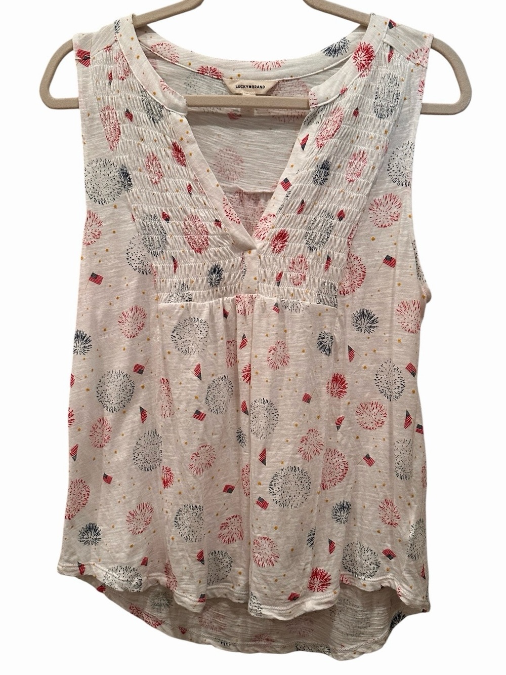 Lucky Brand White Sleeveless Smocked V-Neck Tank Patriotic Fireworks M
